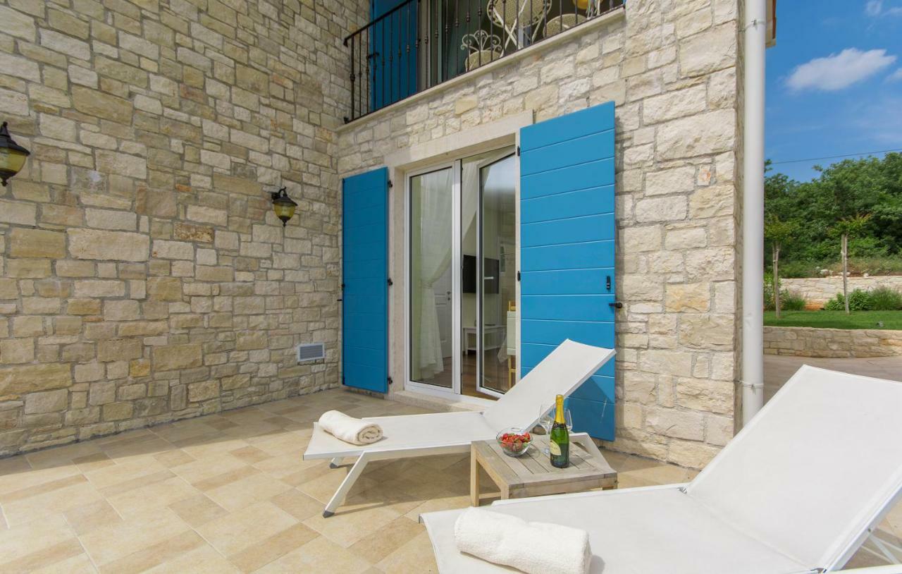 Villa Sterpazzi - Near Porec With Sea View, Private Jacuzzi, Sauna And Pool Višnjan Exterior foto